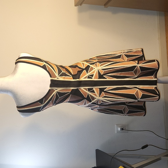 HERVE LEGER brand new, geometric, never worn A-line dress size small - Picture 9 of 9